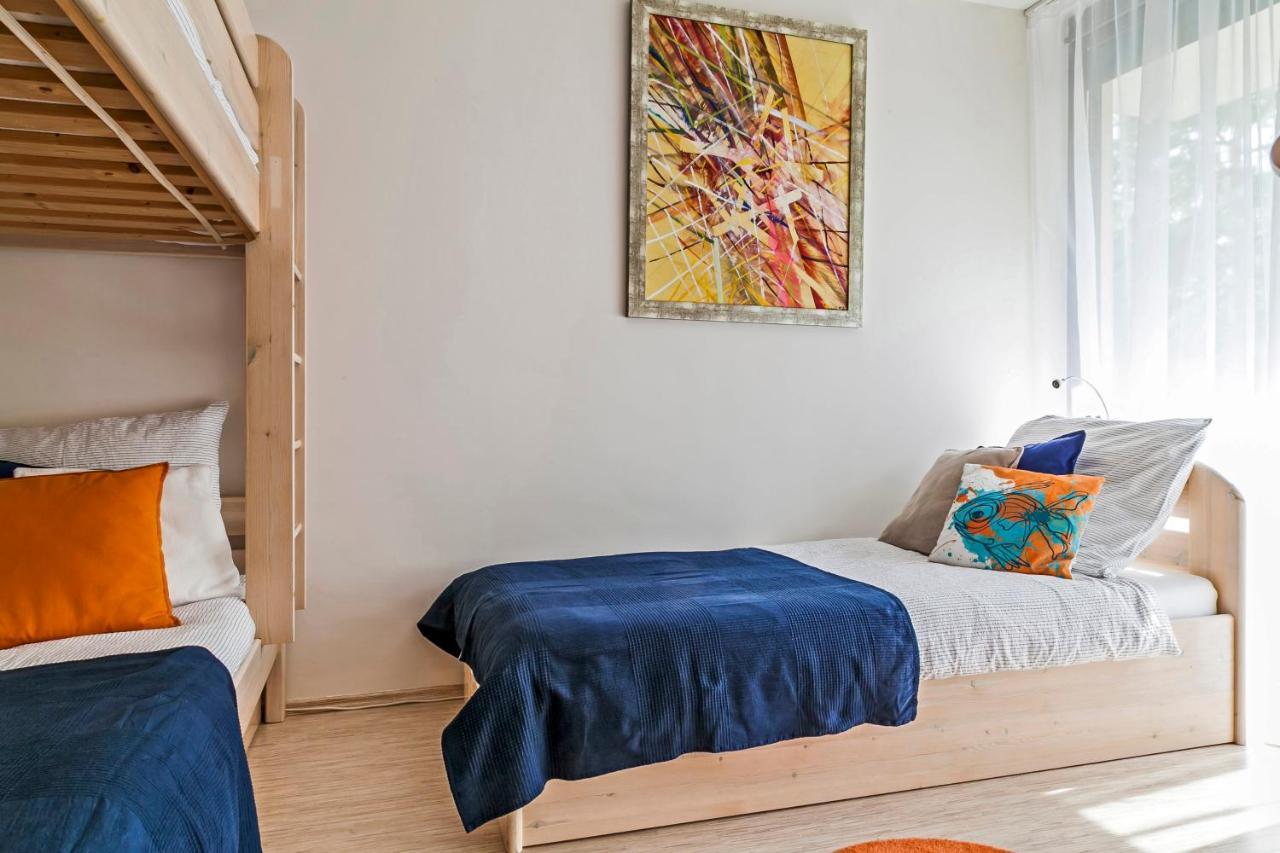 Panoramic Art Apartment With Jacuzzi Balatonlelle Luaran gambar